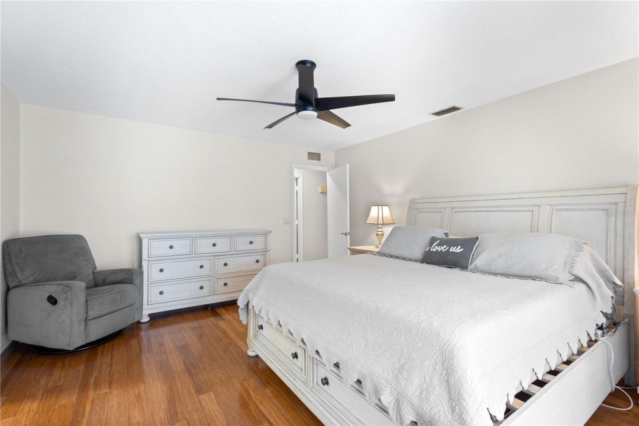 5775 Timber Lake Drive, Sarasota, FL 34243 Photo