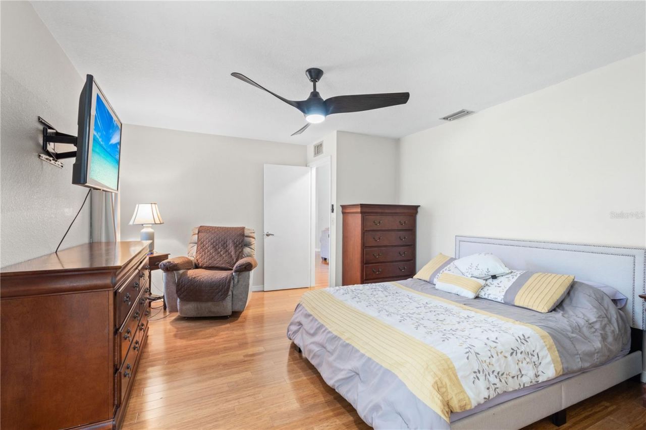 5775 Timber Lake Drive, Sarasota, FL 34243 Photo