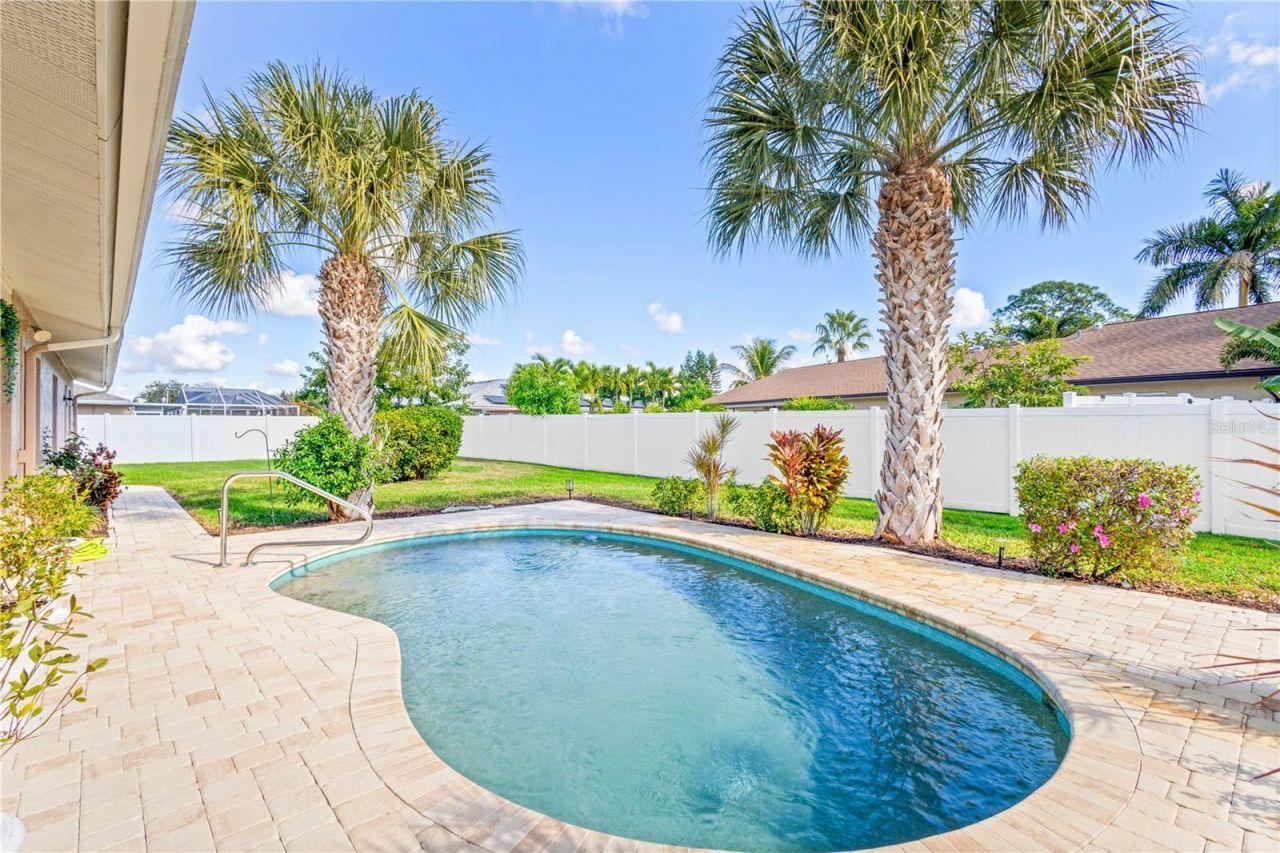 5775 Timber Lake Drive, Sarasota, FL 34243 Photo