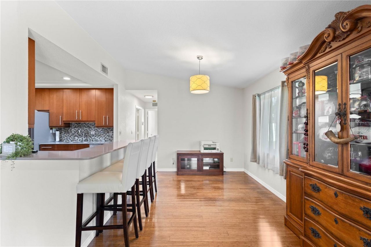 5775 Timber Lake Drive, Sarasota, FL 34243 Photo