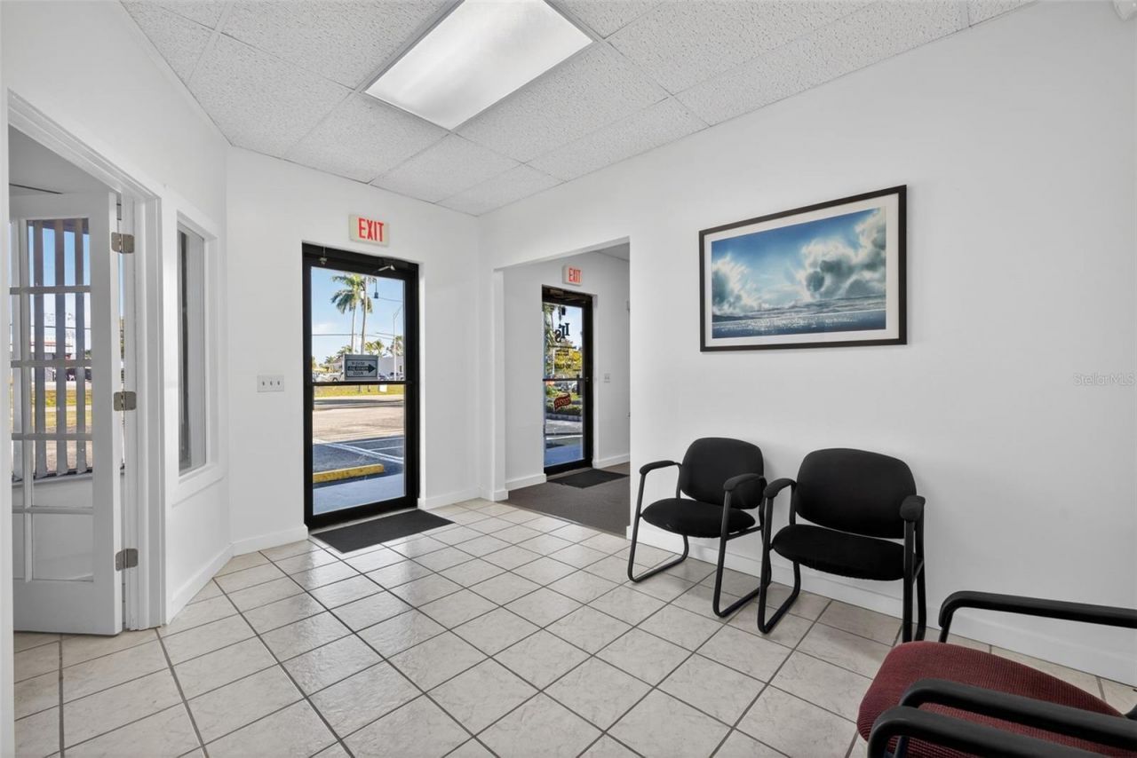 16048 San Carlos Boulevard, Fort Myers, FL 33908 Photo