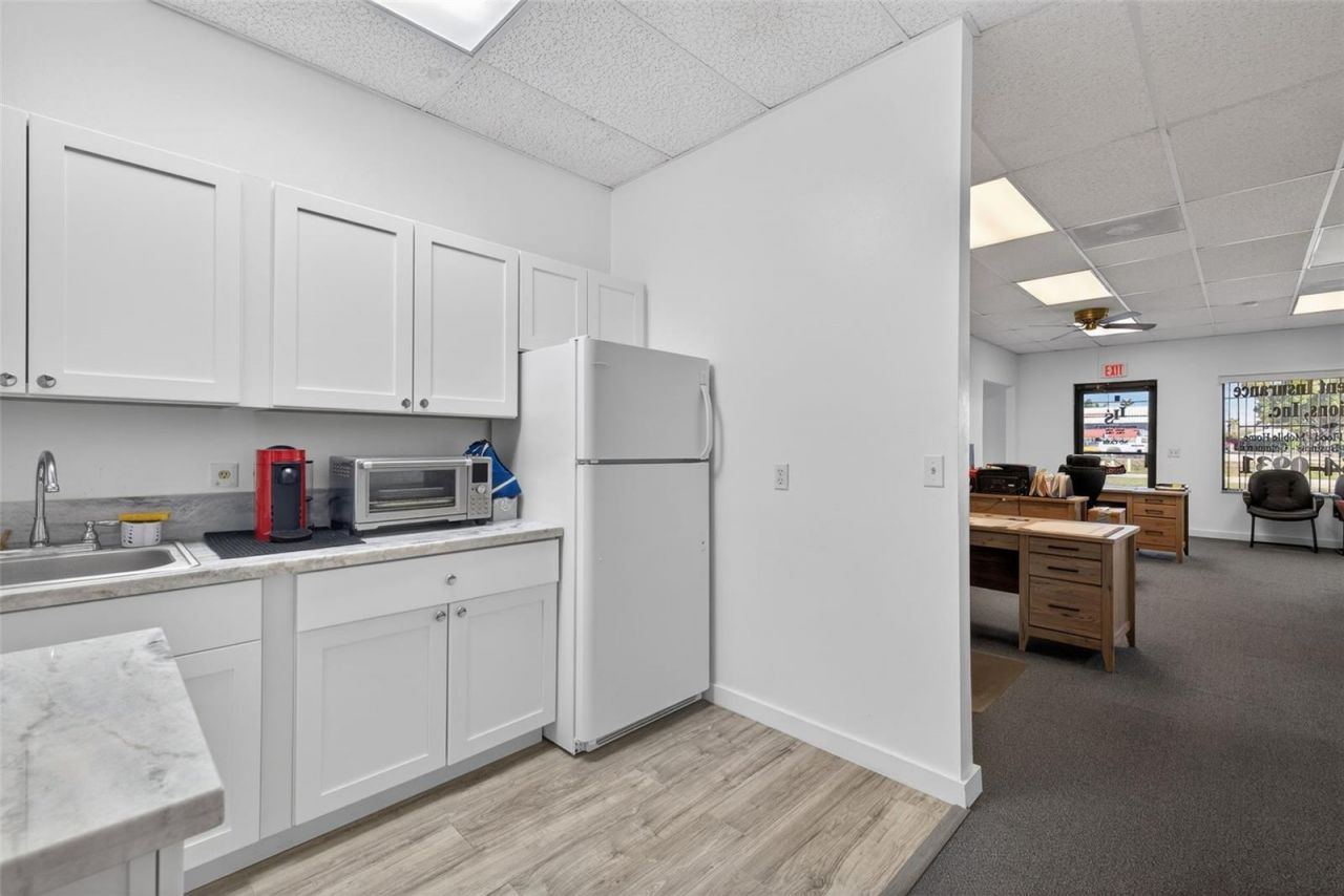 16048 San Carlos Boulevard, Fort Myers, FL 33908 Photo