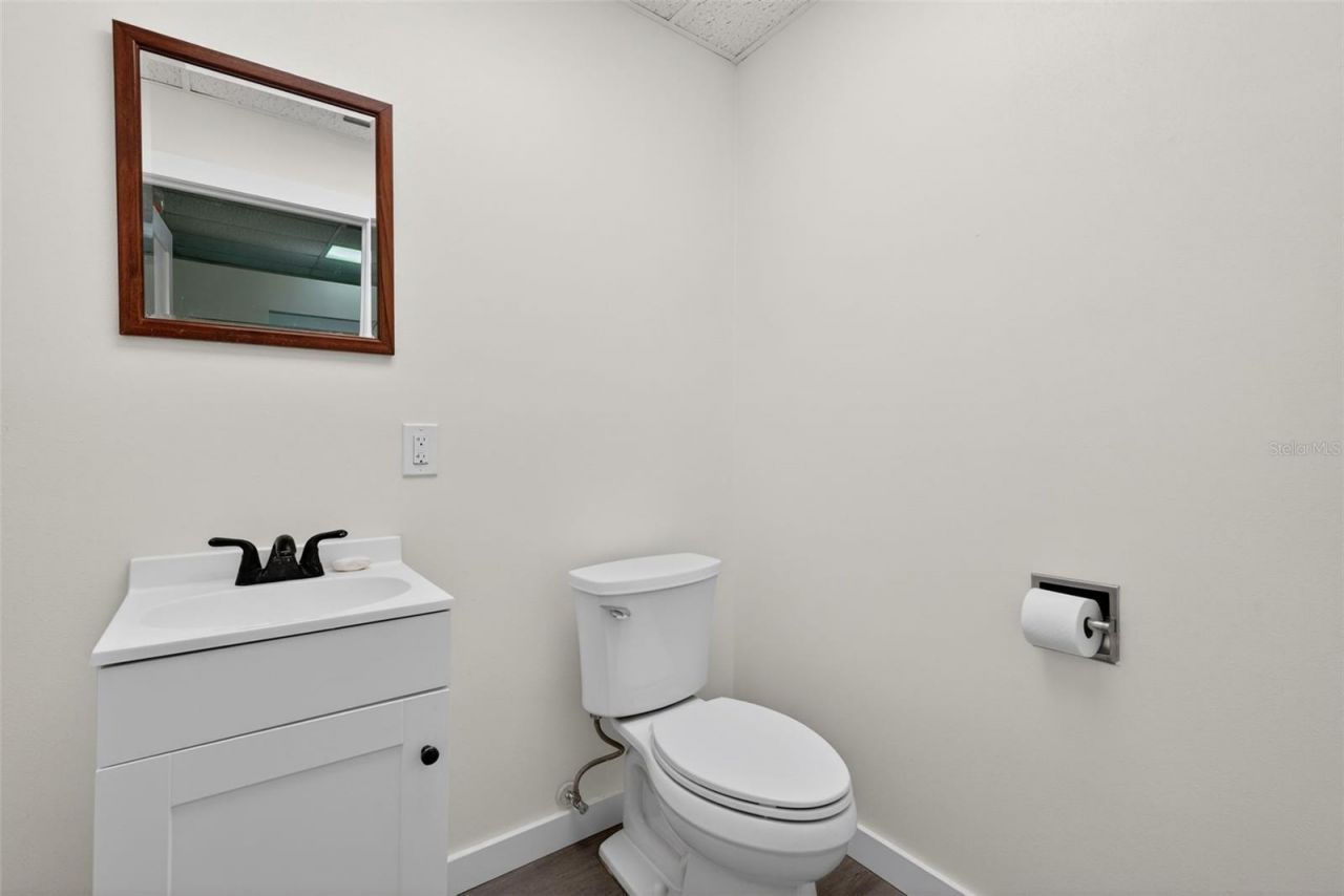 16048 San Carlos Boulevard, Fort Myers, FL 33908 Photo