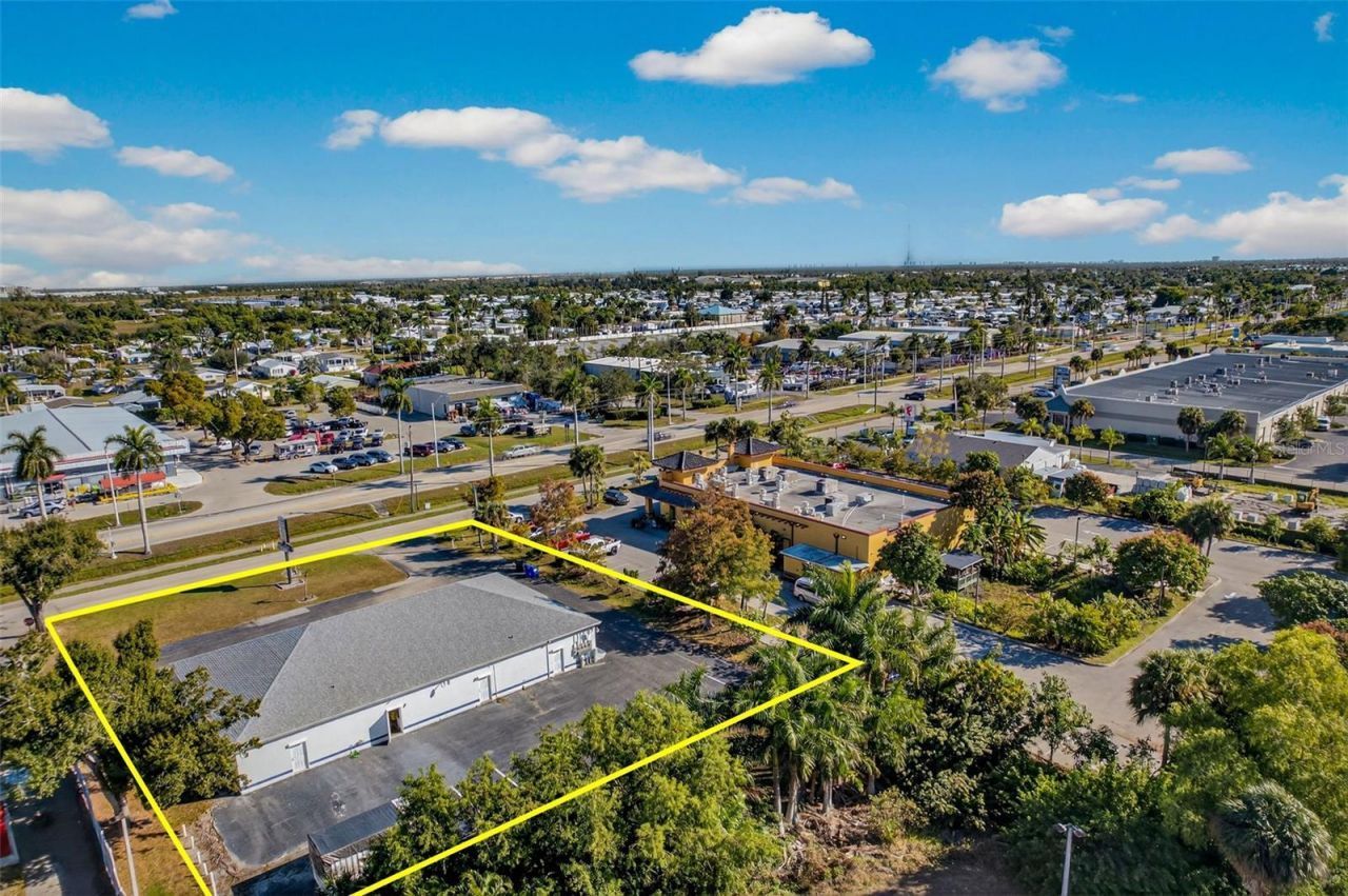 16048 San Carlos Boulevard, Fort Myers, FL 33908 Photo