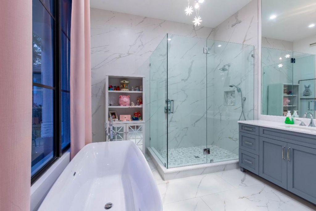 1768 Breakers West Boulevard W, West Palm Beach, FL 33411 Photo