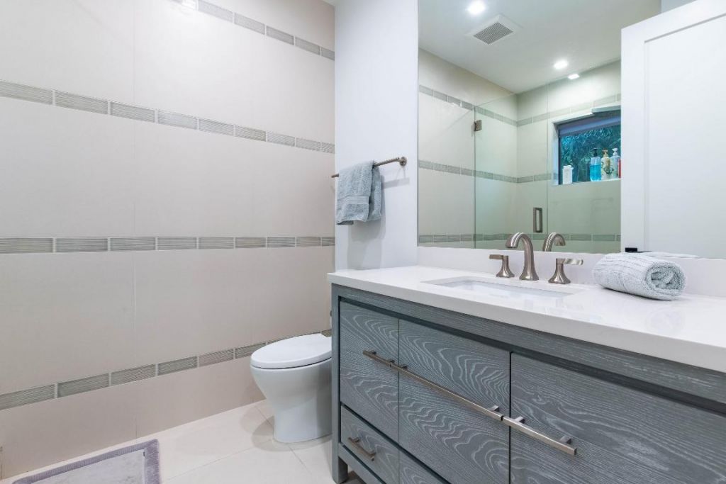 1768 Breakers West Boulevard W, West Palm Beach, FL 33411 Photo