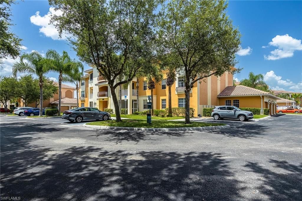 3952 Pomodoro Cir, Unit 103, Cape Coral, FL 33909 Photo