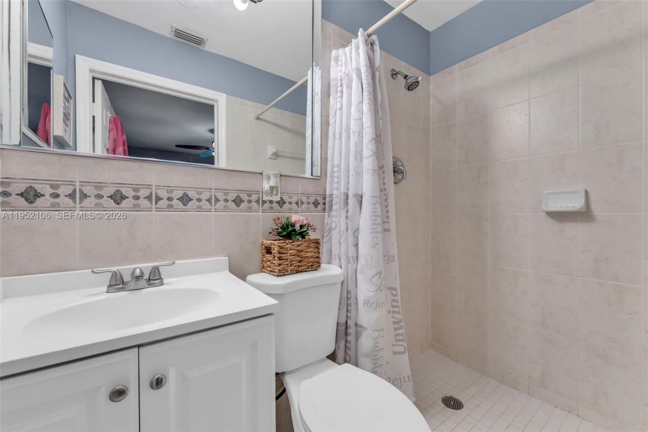 10451 SW 150th Terrace, Miami, FL 33176 Photo