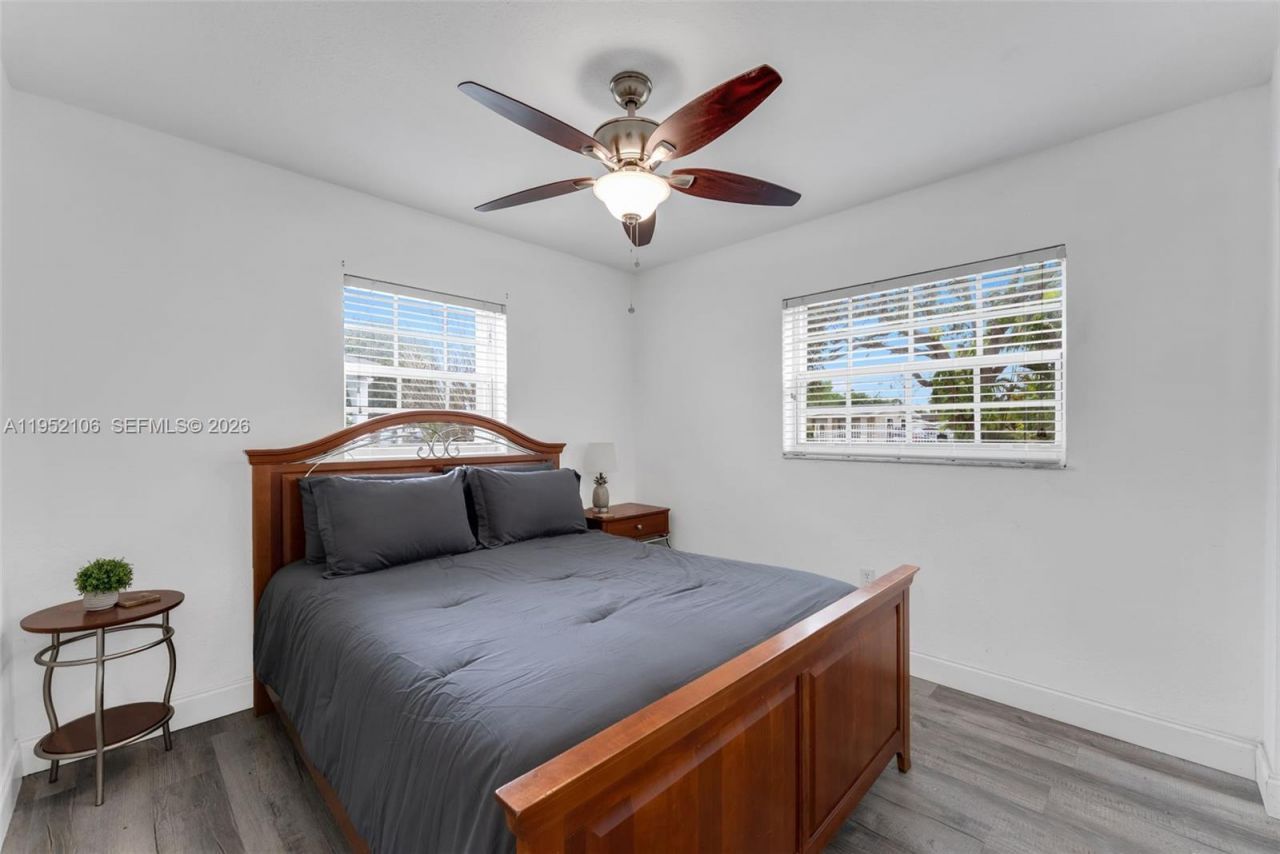 10451 SW 150th Terrace, Miami, FL 33176 Photo