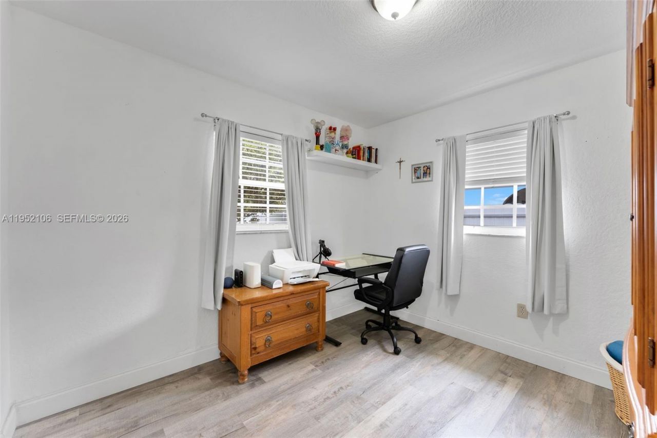 10451 SW 150th Terrace, Miami, FL 33176 Photo