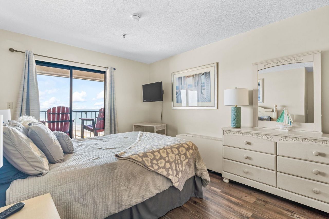 5905 S Kings Hwy. Photo 20