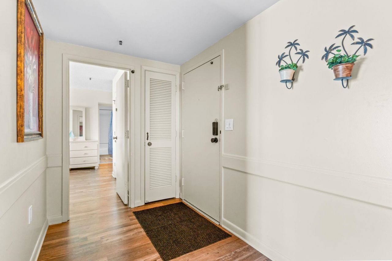 5905 S Kings Hwy. Photo 27