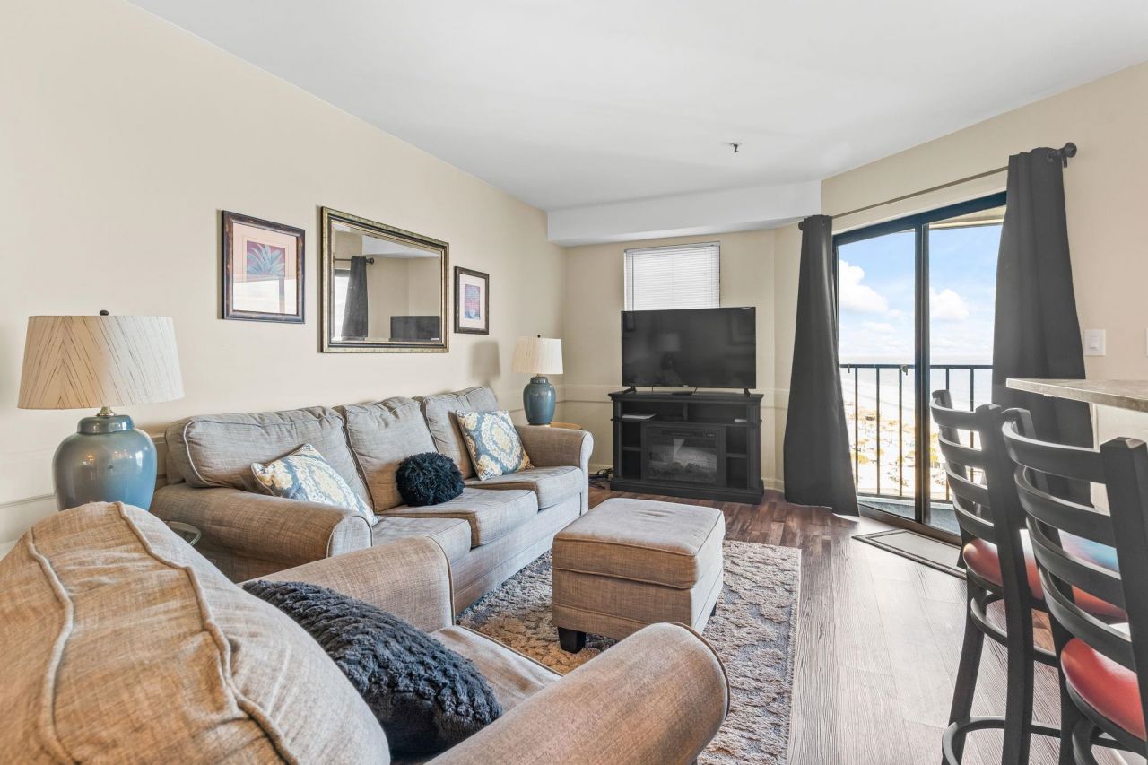 5905 S Kings Hwy. Photo 29