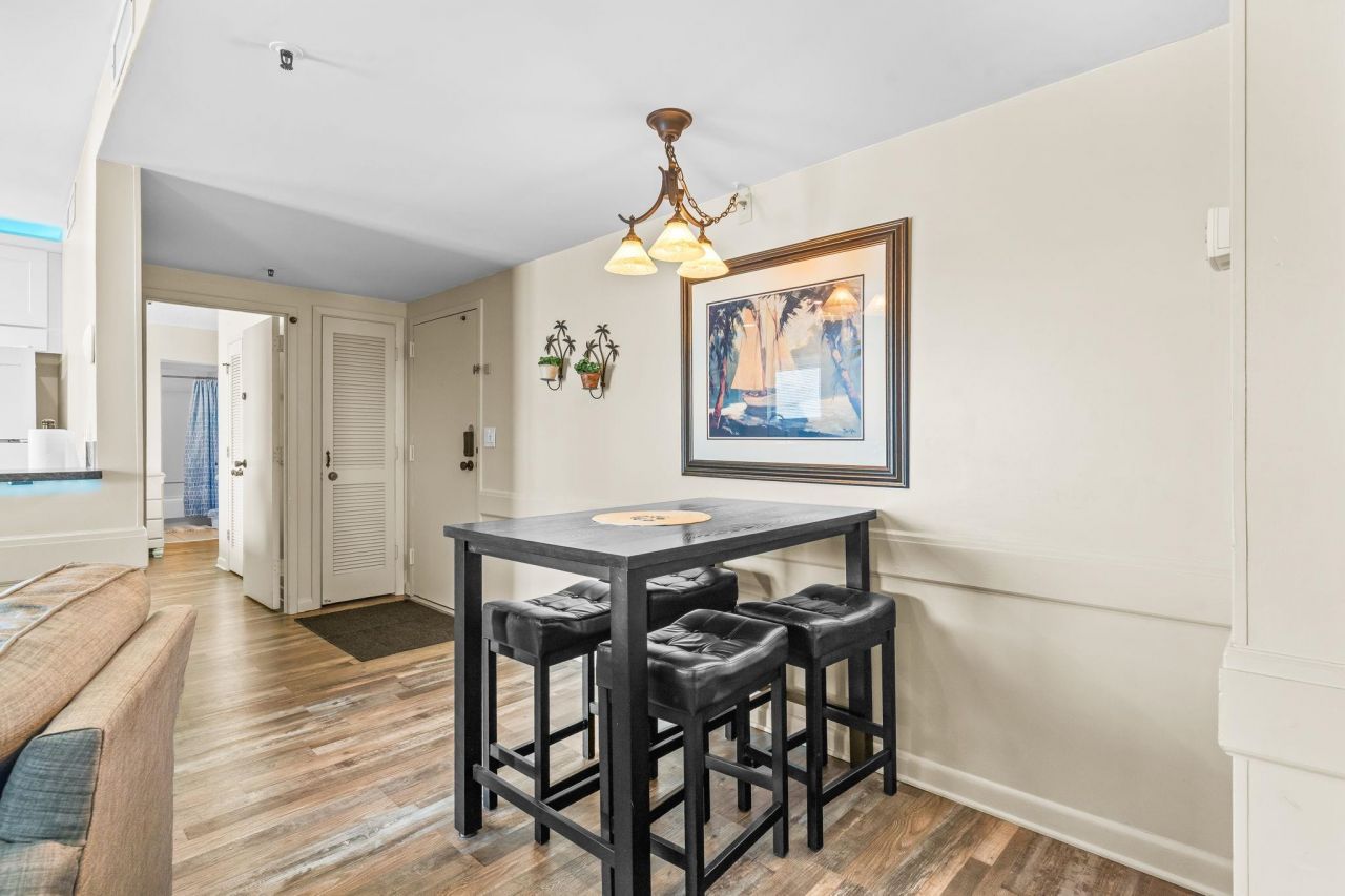 5905 S Kings Hwy. Photo 32