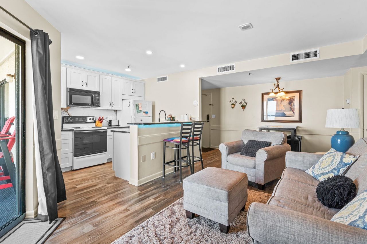 5905 S Kings Hwy. Photo 37