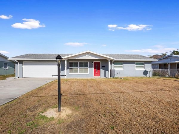 1610 JUNO TRAIL, ASTOR, FL 32102