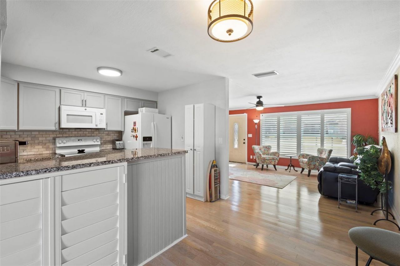 1610 Juno Trail, Astor, FL 32102 Photo