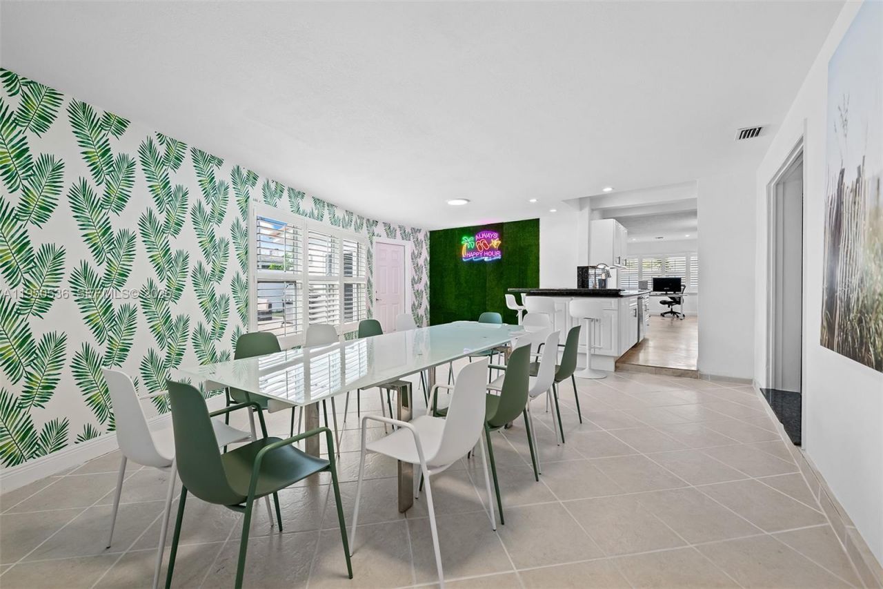 1931 NE 32nd Ave, Fort Lauderdale, FL 33305 Photo