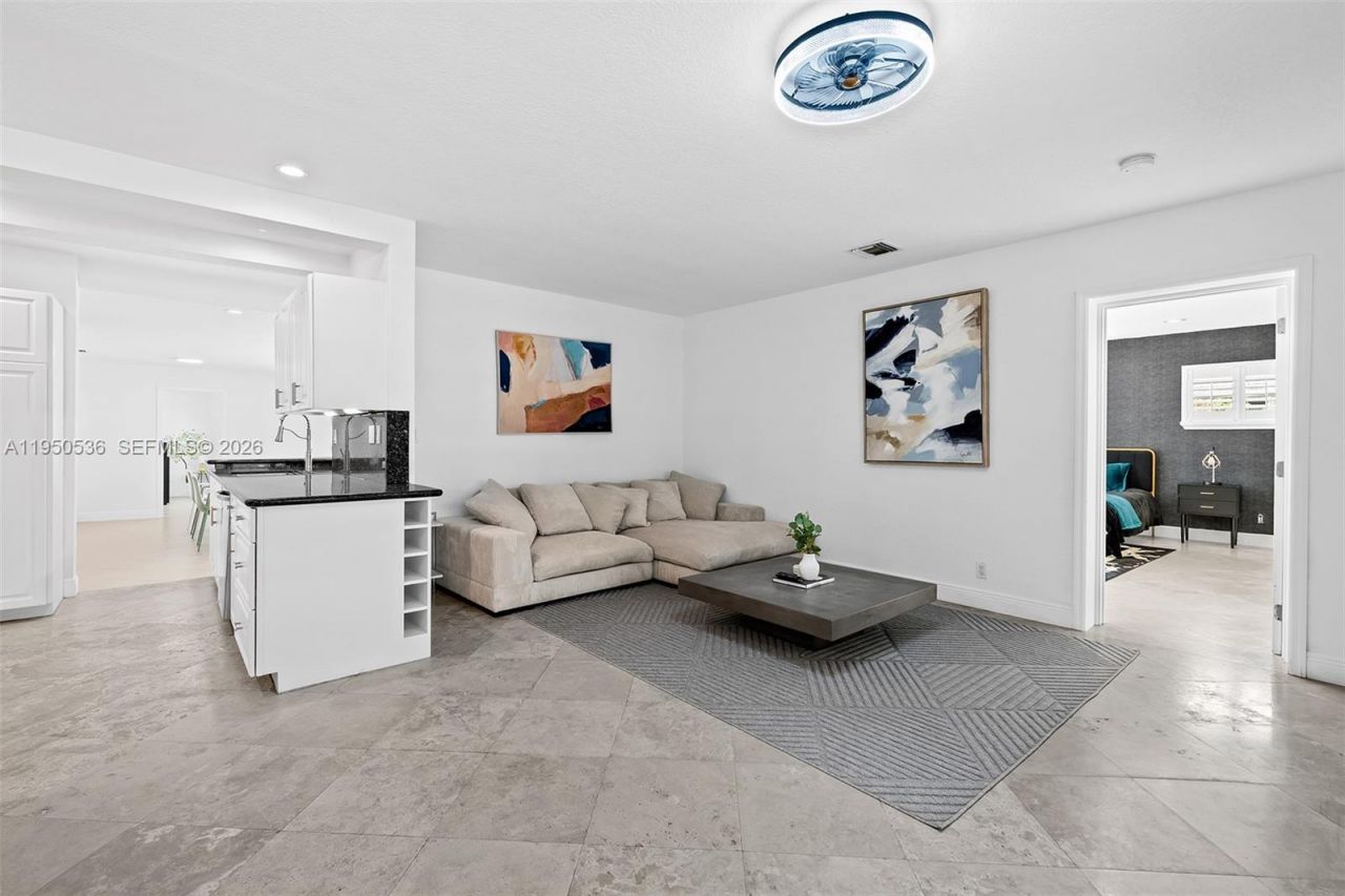 1931 NE 32nd Ave, Fort Lauderdale, FL 33305 Photo