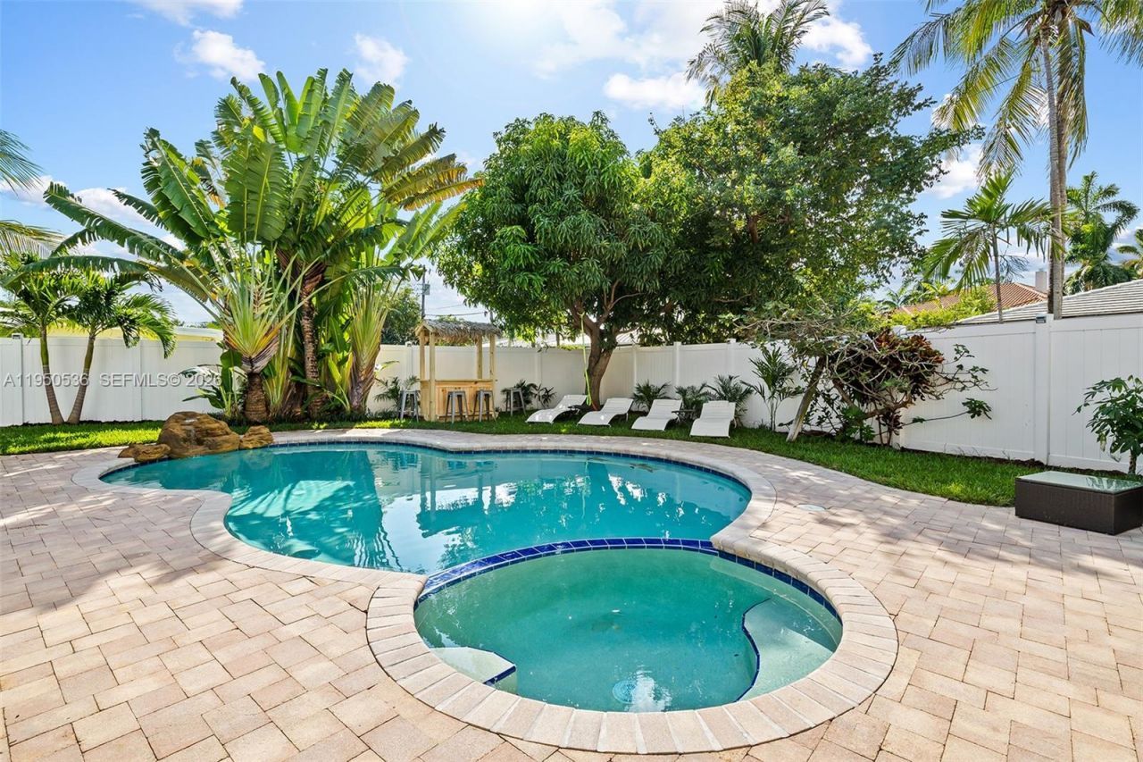 1931 NE 32nd Ave, Fort Lauderdale, FL 33305 Photo