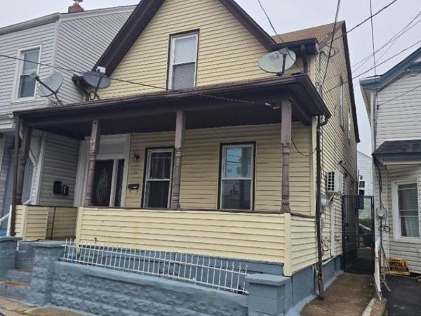 94 Manchester Ave, Paterson, NJ 07502