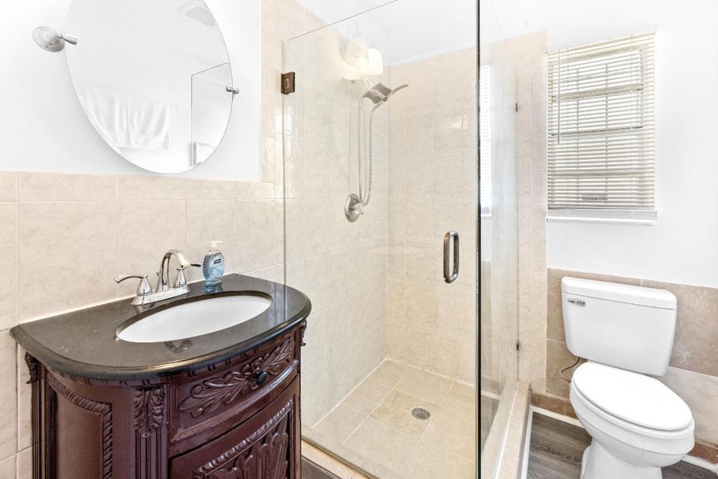 2340 R J Hendley Avenue, Riviera Beach, FL 33404 Photo