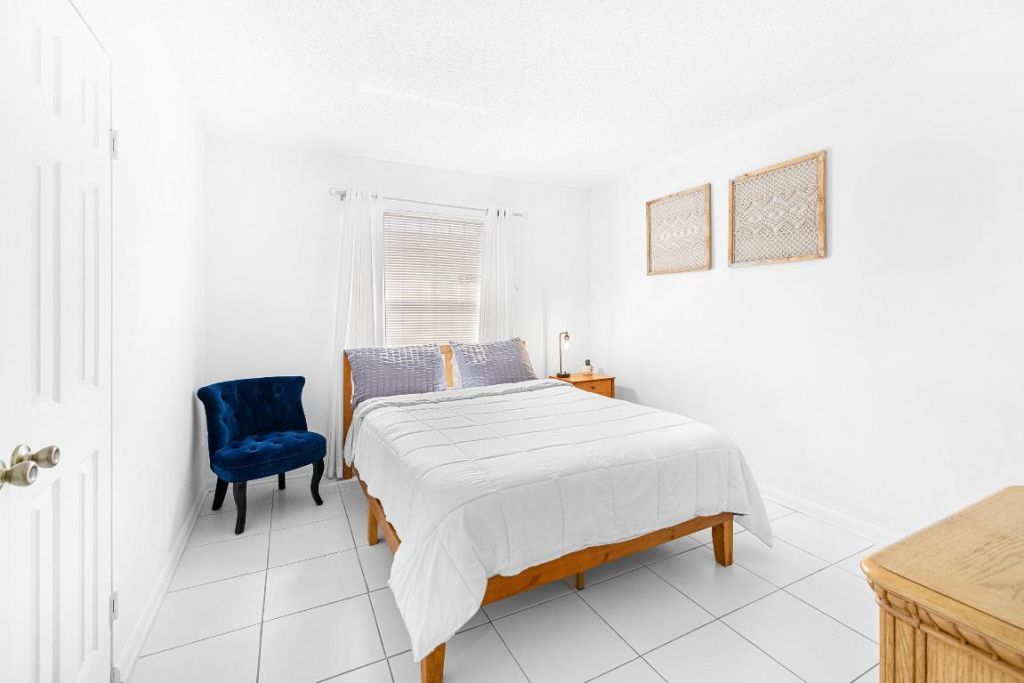 2340 R J Hendley Avenue, Riviera Beach, FL 33404 Photo