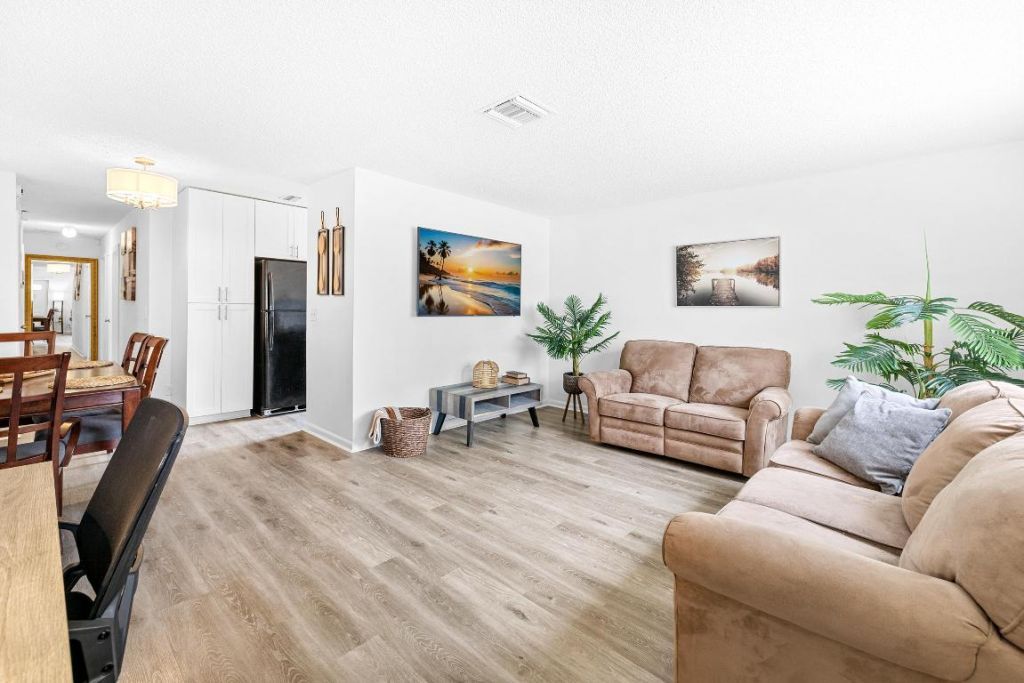 2340 R J Hendley Avenue, Riviera Beach, FL 33404 Photo