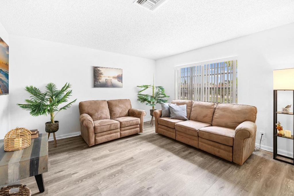 2340 R J Hendley Avenue, Riviera Beach, FL 33404 Photo