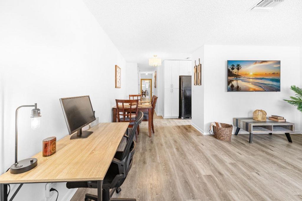 2340 R J Hendley Avenue, Riviera Beach, FL 33404 Photo