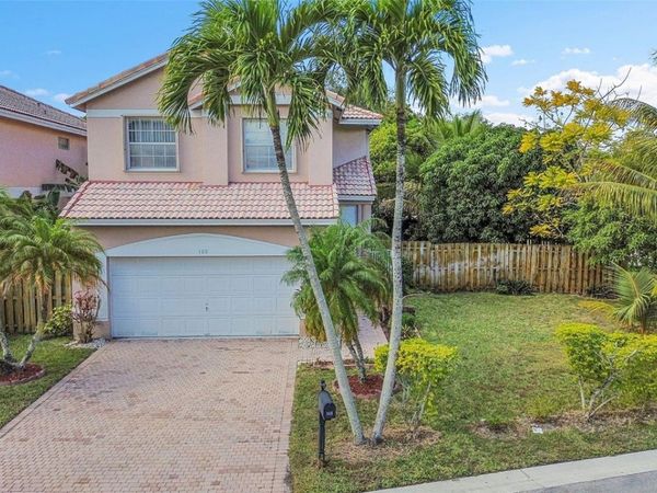 160 NW 97th Ter, Coral Springs, FL 33071