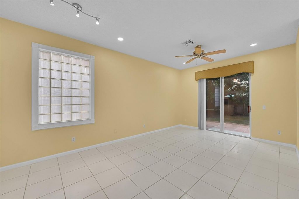 160 NW 97th Terrace, Coral Springs, FL 33071 Photo