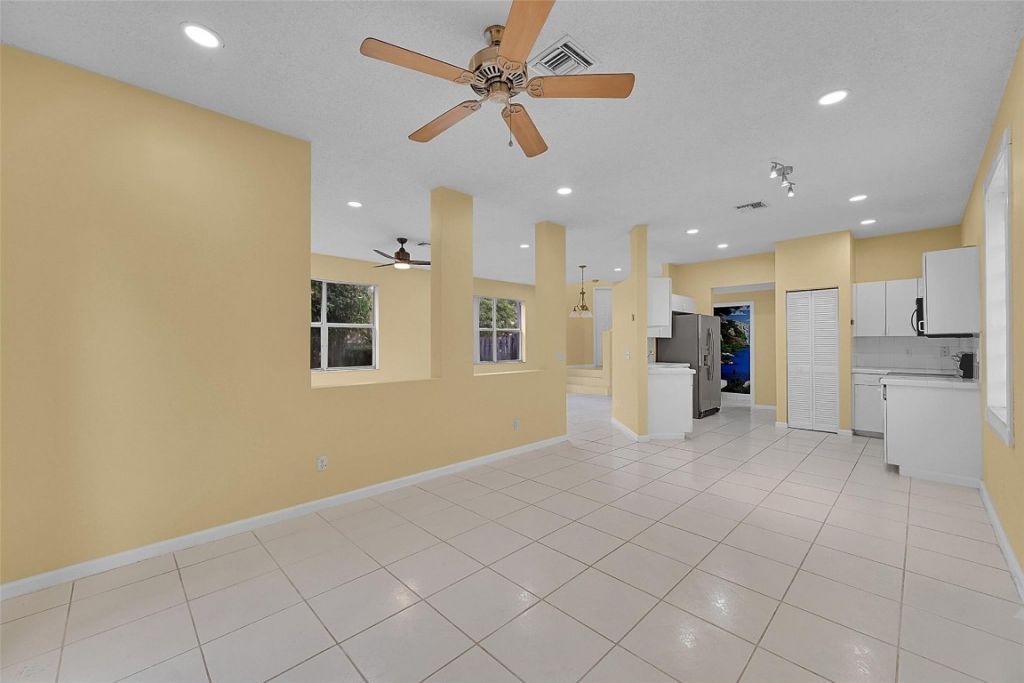 160 NW 97th Terrace, Coral Springs, FL 33071 Photo