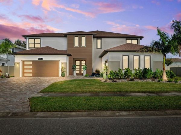 8684 SANDERS TREE LOOP, WESLEY CHAPEL, FL 33545