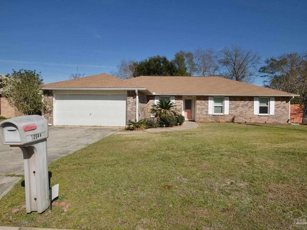 10044 Centre St, Pensacola, FL 32506