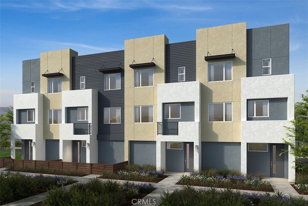 1089 N Harbor Boulevard, Anaheim, CA 92801 Main Photo