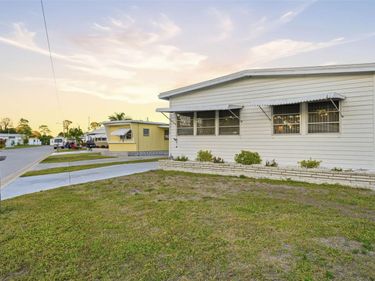 4850 BRAE BURN AVENUE, SARASOTA, FL 34234