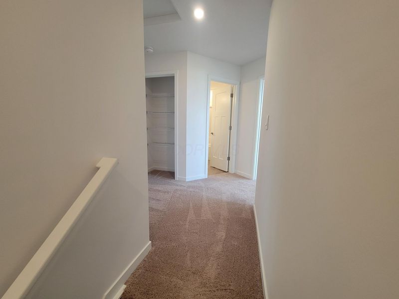5970 Abernathy Lane, Columbus, OH 43232 Photo 12