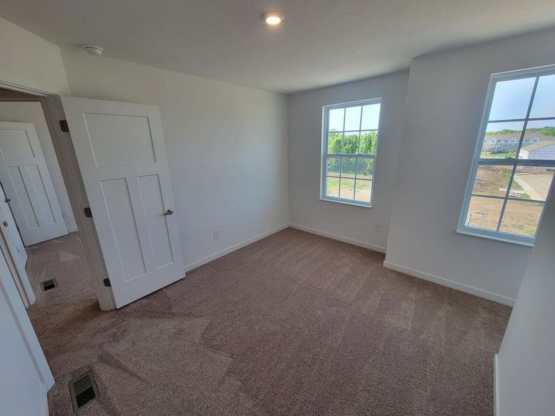5970 Abernathy Lane, Columbus, OH 43232 Photo 17