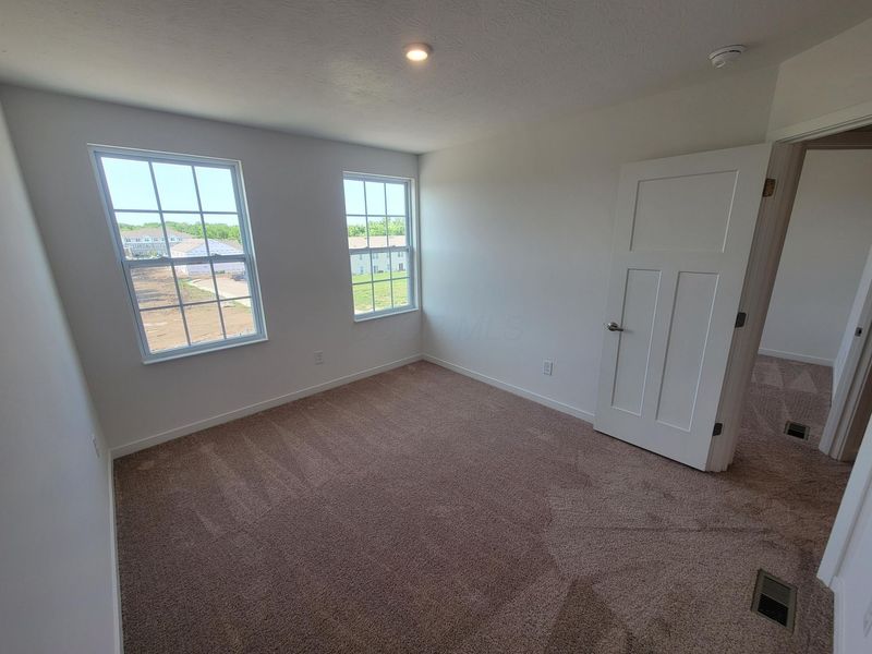 5970 Abernathy Lane, Columbus, OH 43232 Photo 21