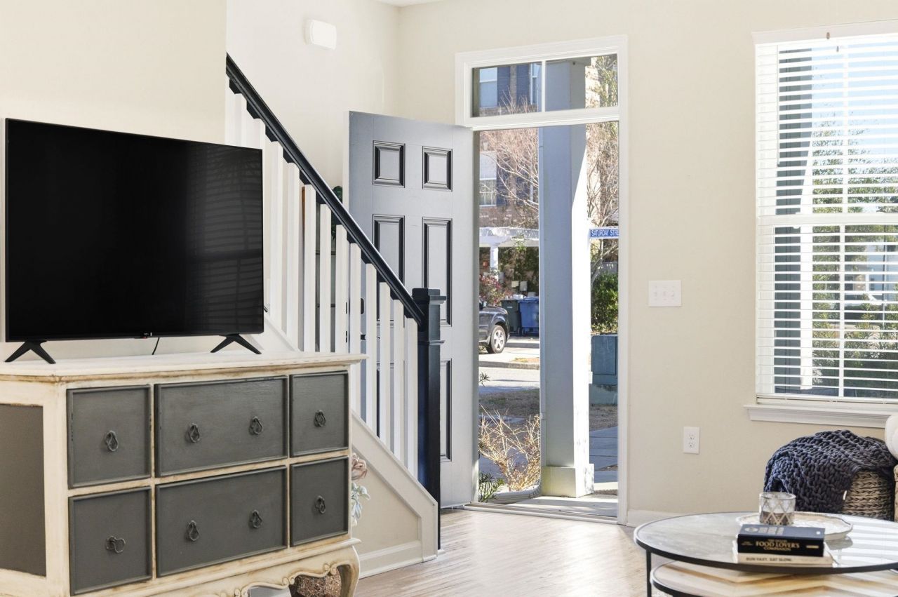 3557 Bristol Ln. Photo 13