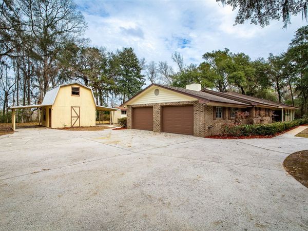 28175 HAMMOCK Road, Hilliard, FL 32046