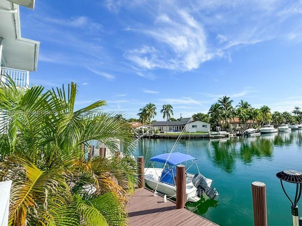 2430 NE 135th St, Unit 101, North Miami, FL 33181