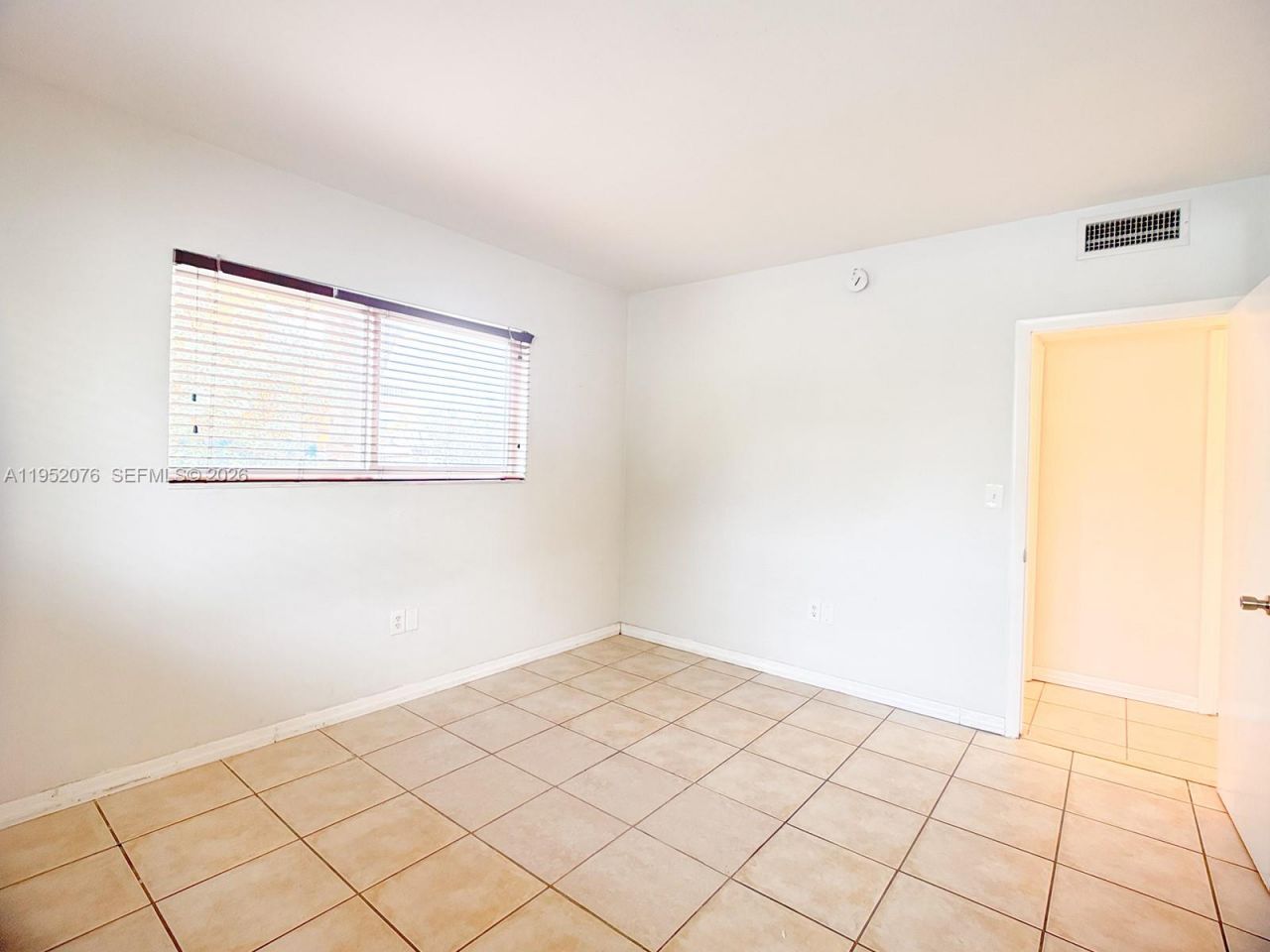 2430 NE 135th St, Unit 101, North Miami, FL 33181 Photo