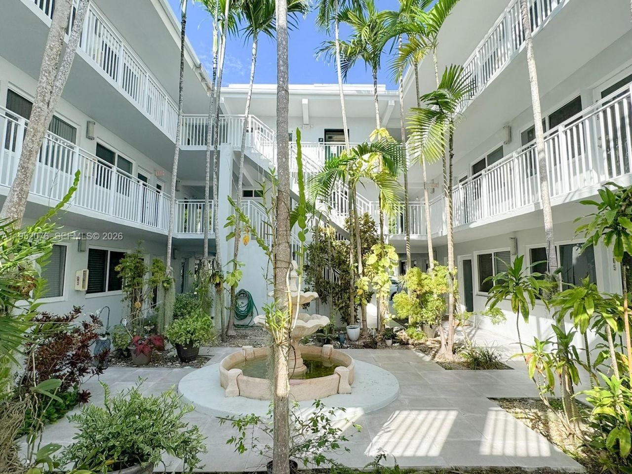 2430 NE 135th St , Unit 101, North Miami, FL 33181 Photo