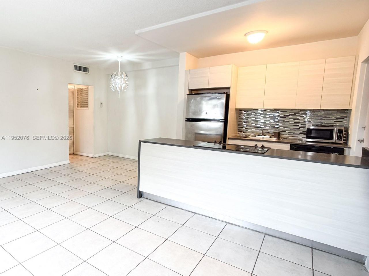 2430 NE 135th St , Unit 101, North Miami, FL 33181 Photo