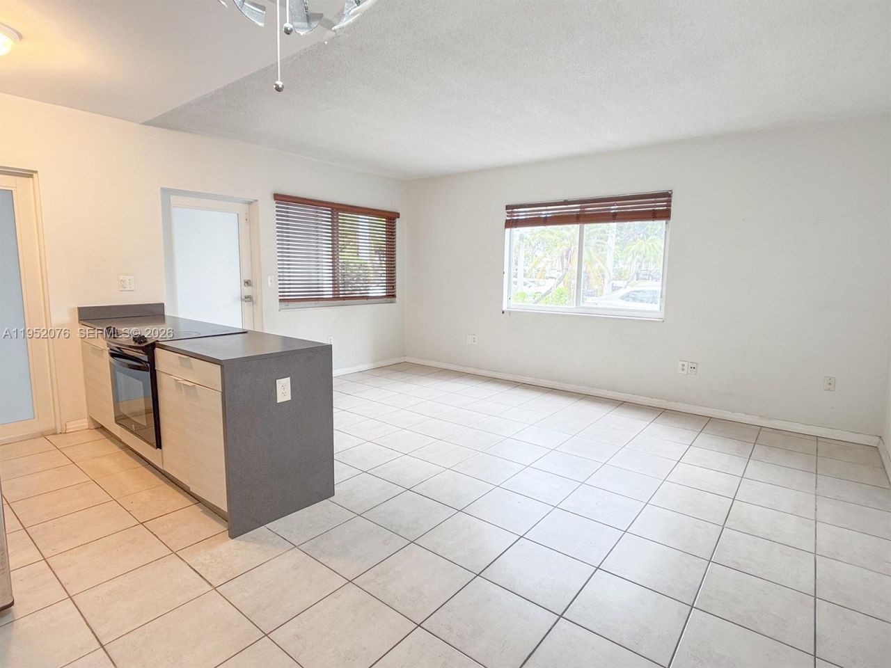 2430 NE 135th St, Unit 101, North Miami, FL 33181 Photo
