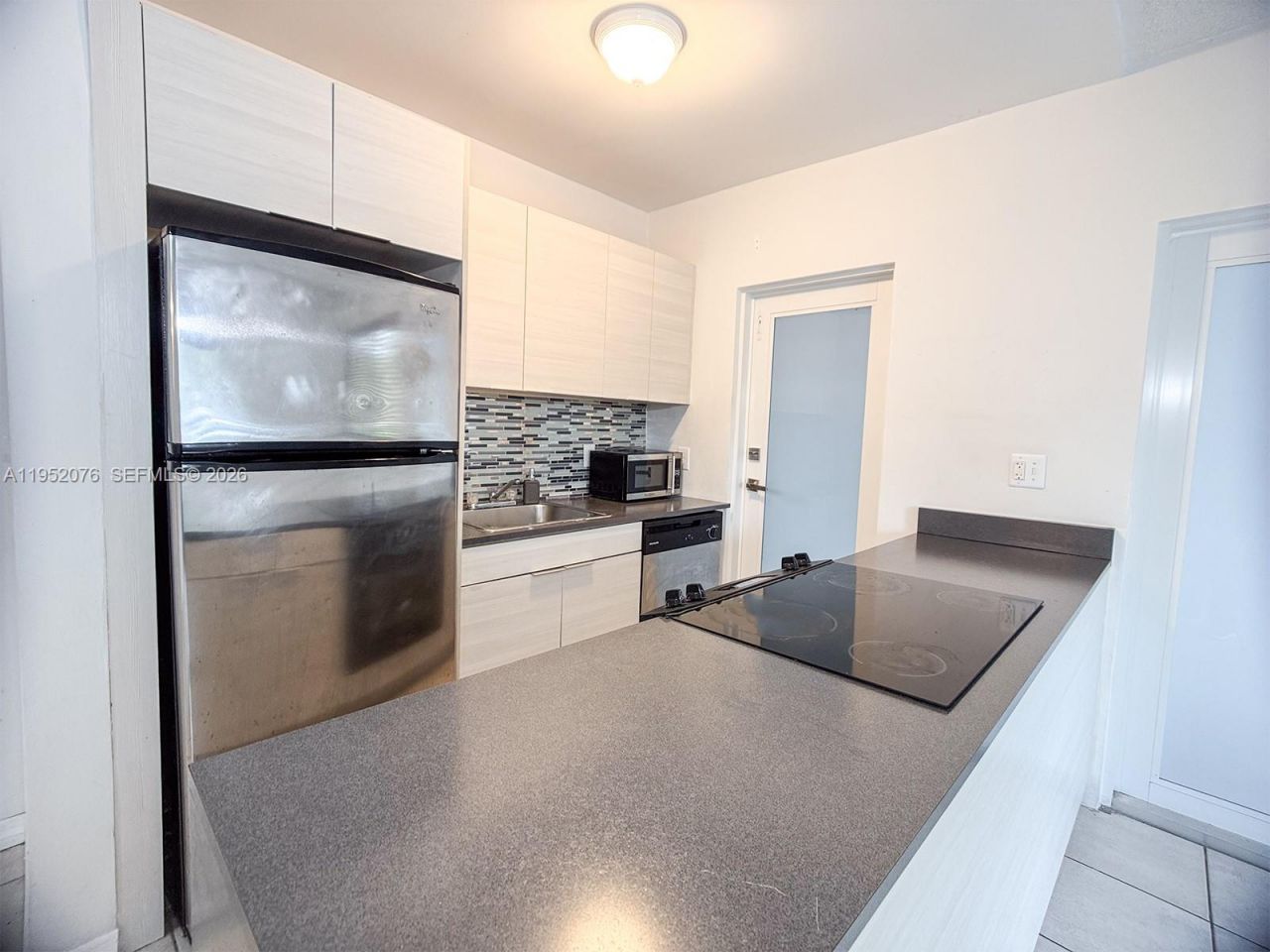 2430 NE 135th St, Unit 101, North Miami, FL 33181 Photo