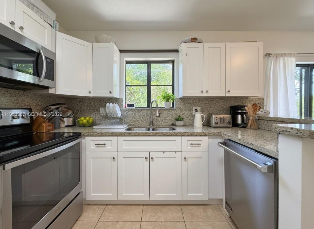 22901 SW 88th Pl, Unit 101, Cutler Bay, FL 33190 Photo