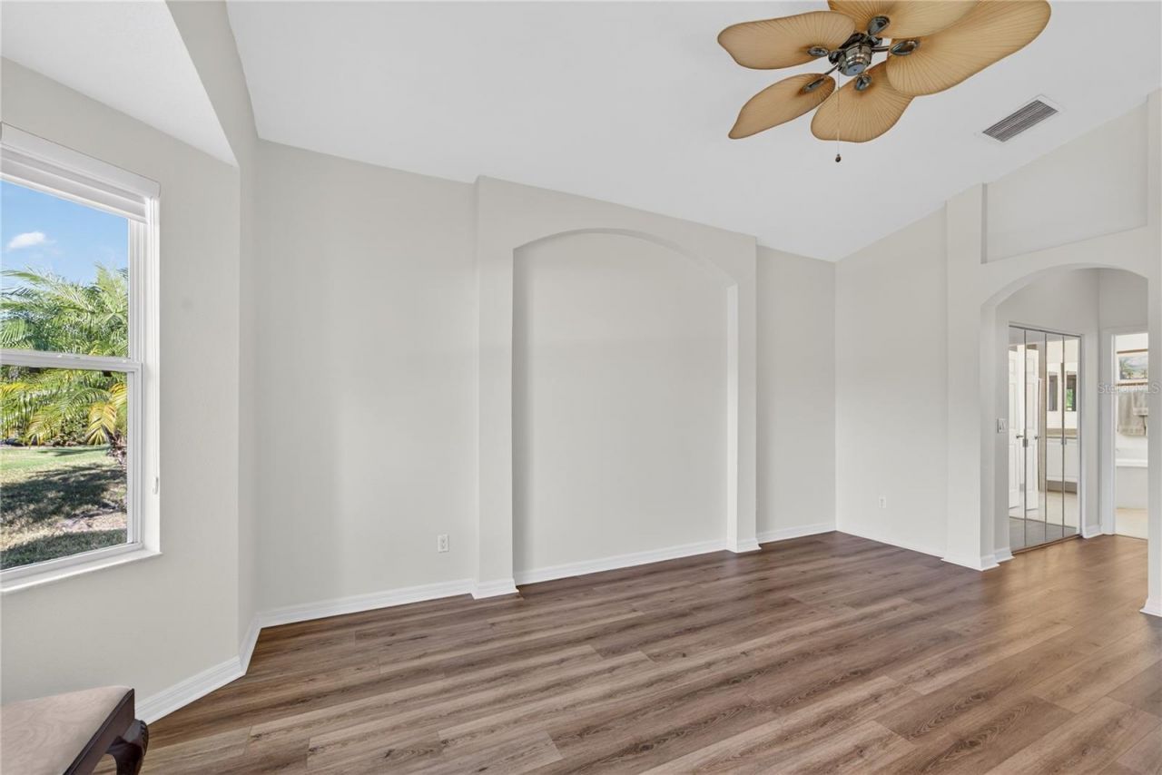 6502 42nd Street E, Sarasota, FL 34243 Photo